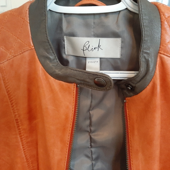 Blink by Danier gorgeous tangerine leather 🧡🍊 - Picture 5 of 8